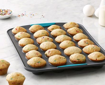 Trudeau- 24 Mini Muffin Silicone  Pan - 05115196TG