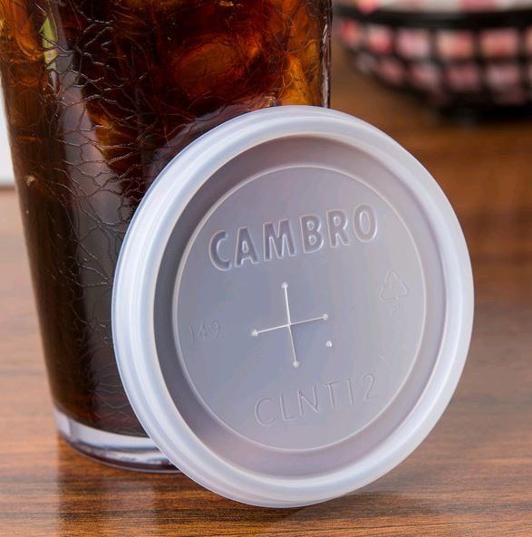 Cambro Newport 12.6 oz Plastic Tumbler Disposable Lid CLNT12190